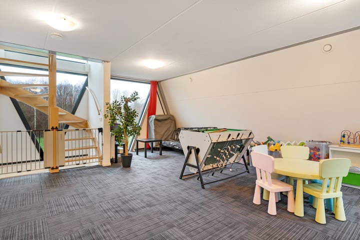 Foto 21 van Elsweg 15-T