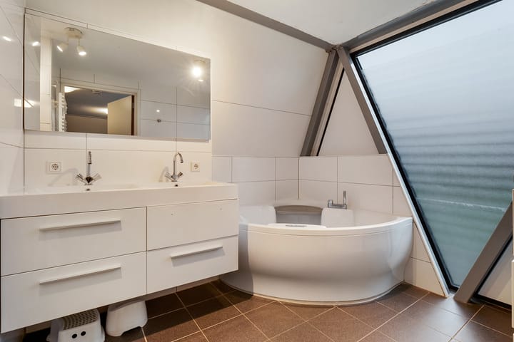 Foto 24 van Elsweg 15-T