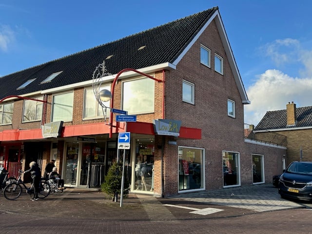 Burgemeester van Baarstraat 34, Volendam