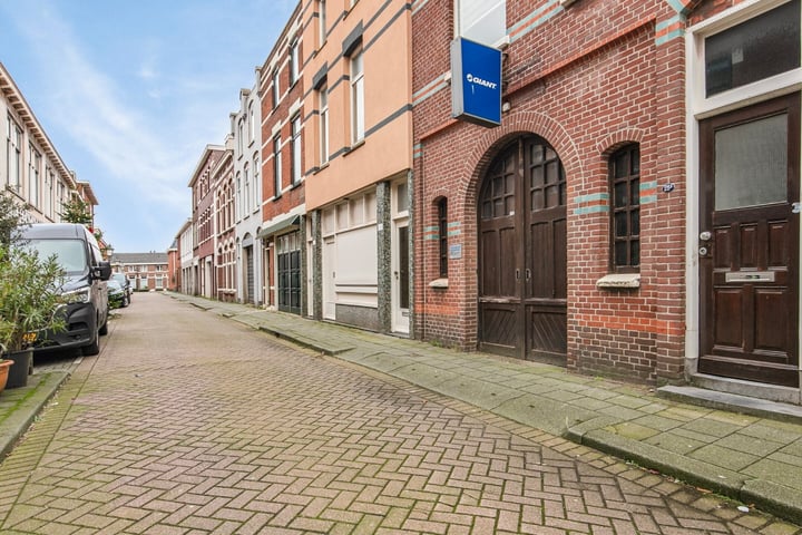 Bekijk foto 7 van Harmoniestraat 28-B