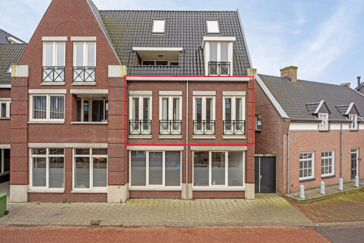 Bekijk foto 1 van Kerkstraat 30