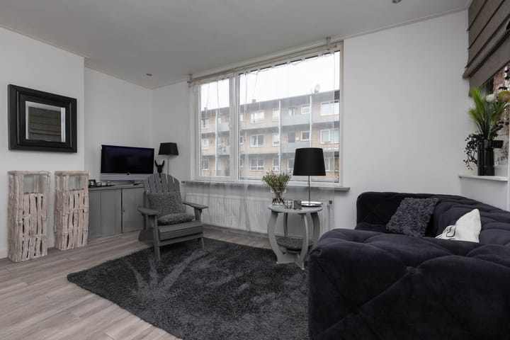 Photo 6 of C. Evertsenstraat 99