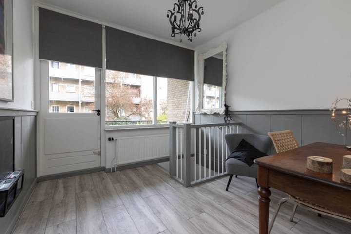 Photo 18 of C. Evertsenstraat 99