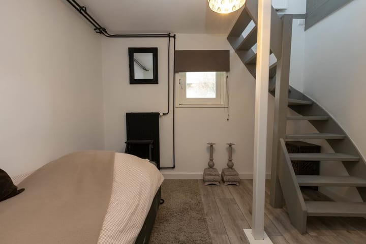 Photo 19 of C. Evertsenstraat 99