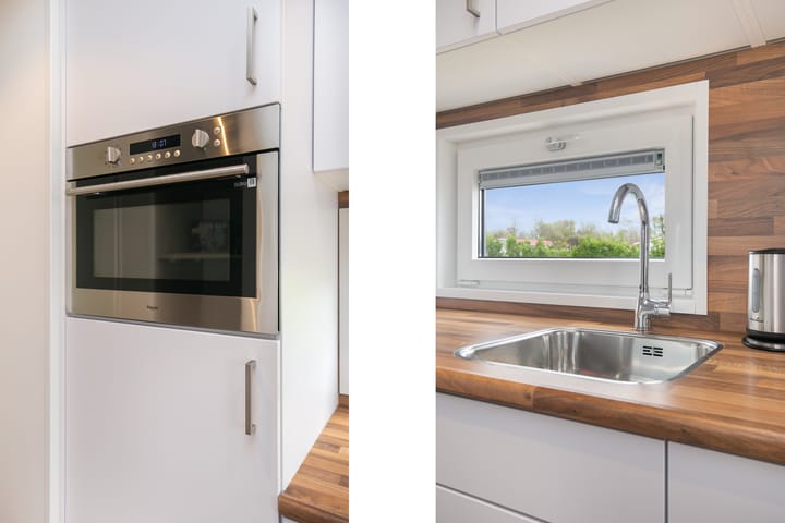 Photo 13 of Landingsweg