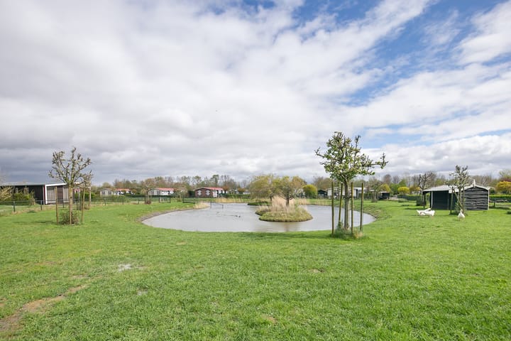 Photo 24 of Landingsweg