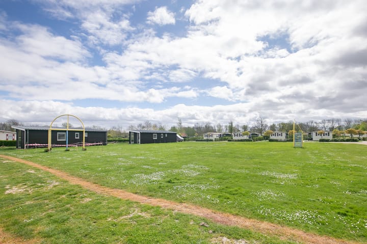 Photo 25 of Landingsweg