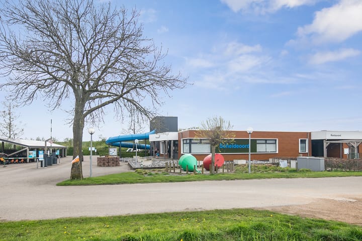 Photo 29 of Landingsweg