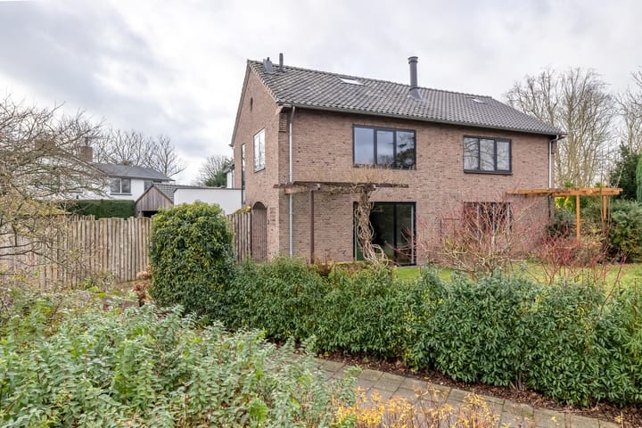 Foto 1 van Bilderdijklaan 25