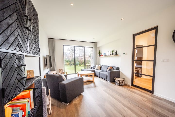 Foto 13 van Bilderdijklaan 25