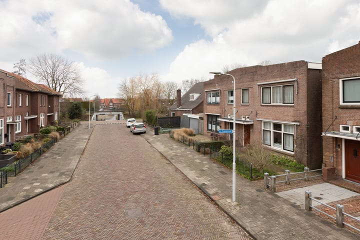 Foto 46 van Bloemstraat 32