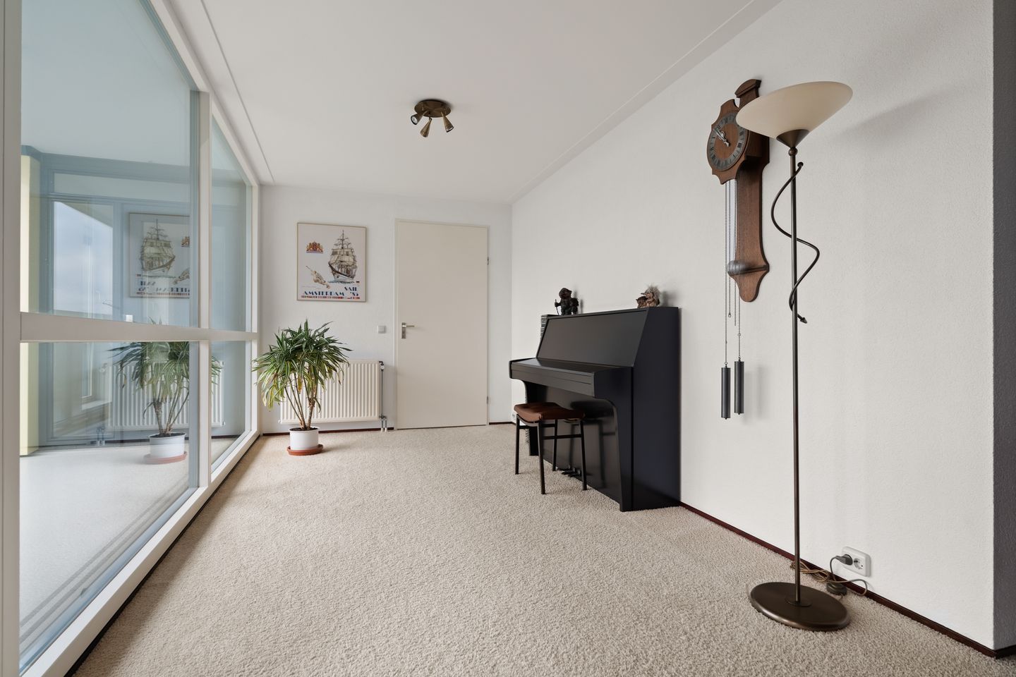 Photo 19 of Guadeloupestraat 101