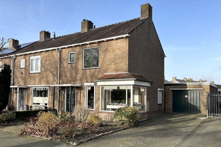 Foto 1 van Oranjestraat 6