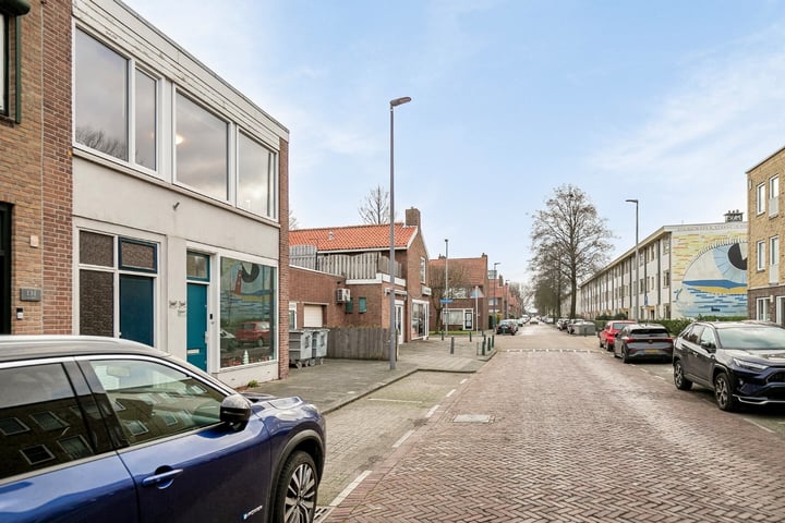 Bekijk foto 1 van Prins Hendrikstraat 129-A