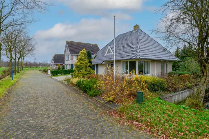 Foto 2 van Aafke van der Heideloane 34