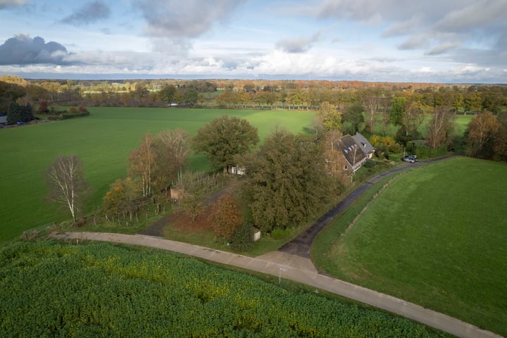 Bekijk foto 47 van Essenhuizerweg 4