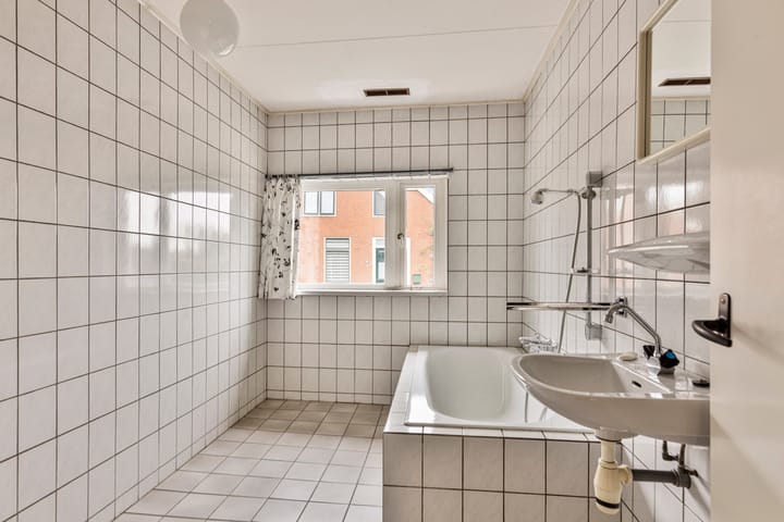 Foto 32 van Kerkstraat 32