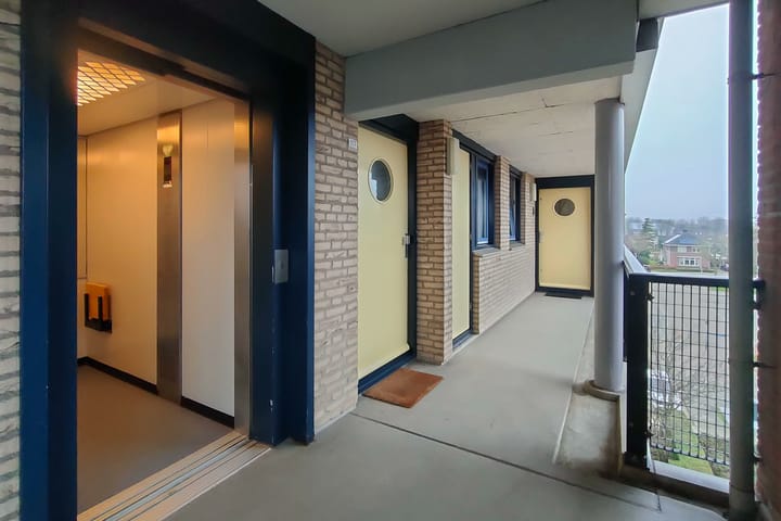 Foto 9 van Serenadelaan 119