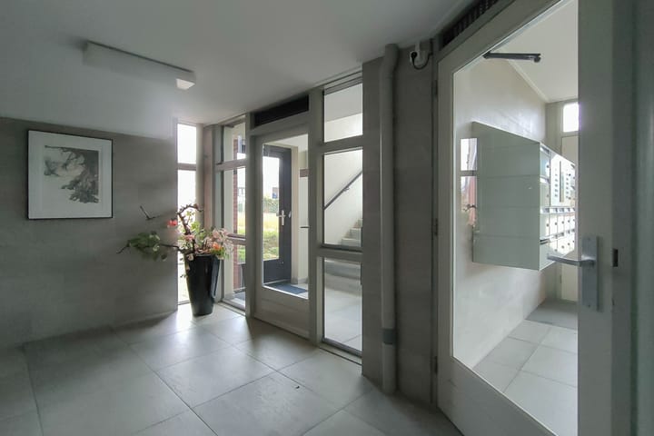 Foto 8 van Serenadelaan 119