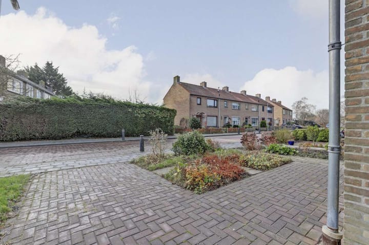 Foto 8 van Pastoor van Haasterstraat 24