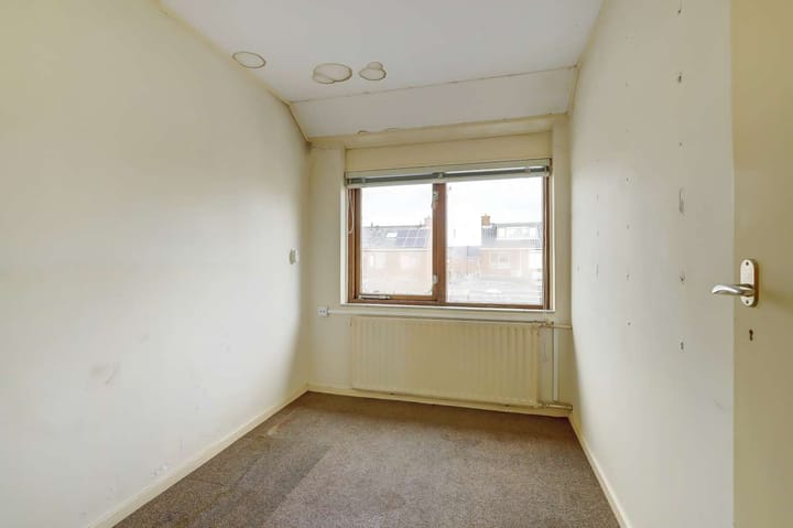 Foto 24 van Pastoor van Haasterstraat 24