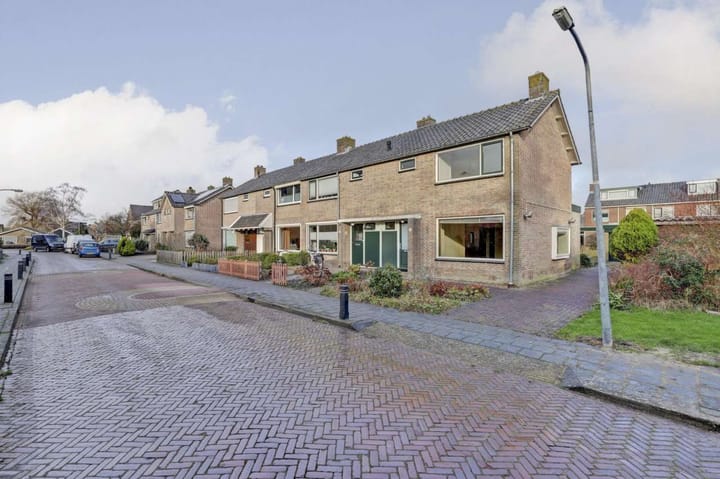 Foto 37 van Pastoor van Haasterstraat 24