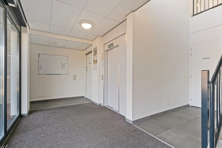 Foto 10 van Beneluxweg 85