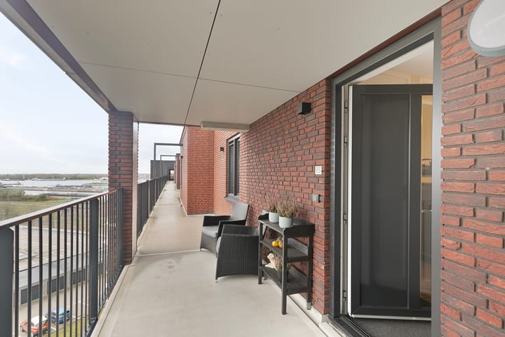 Foto 12 van Beneluxweg 85