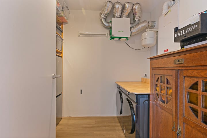 Foto 34 van Beneluxweg 85