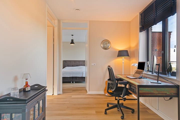 Foto 27 van Beneluxweg 85