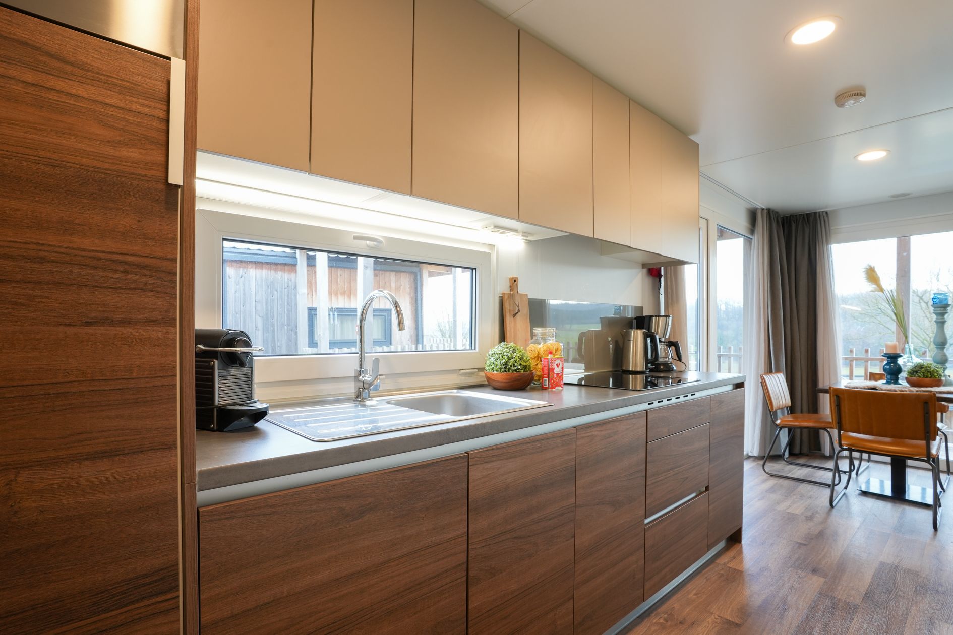 Foto 6 van Berghem 1-D265