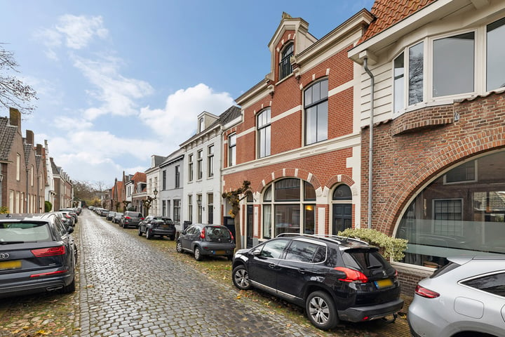 Bekijk foto 35 van Kloosterstraat 20