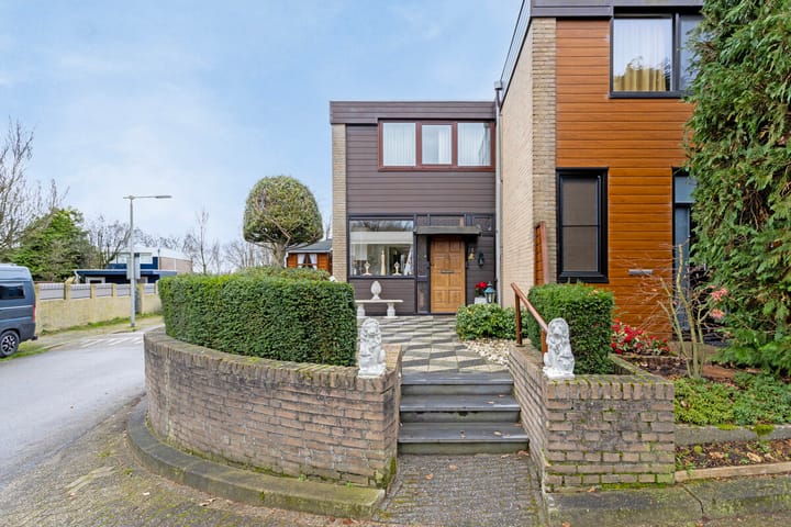 Foto 2 van Magnoliaplein 1