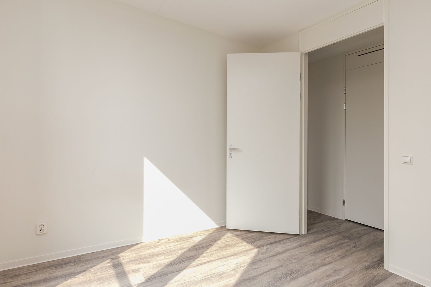 Foto 10 van Maashaven 966