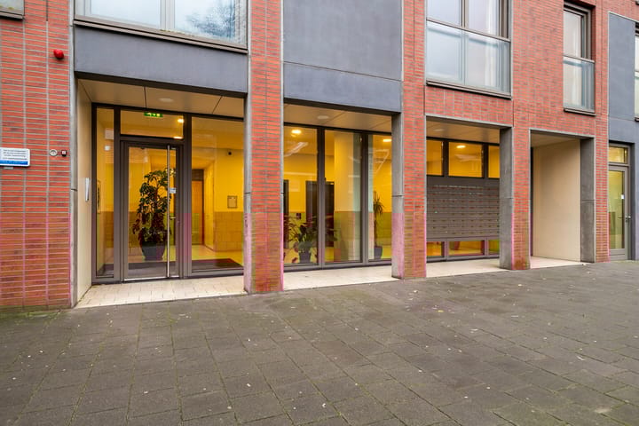 Foto 7 van Teakhout 15-A