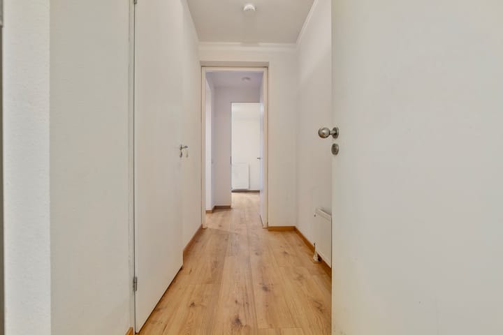 Foto 12 van Teakhout 15-A