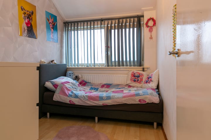 Foto 11 van Vorsterstraat 3