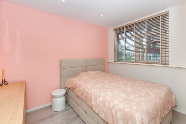 Foto 18 van van der Duyn van Maasdamlaan 92-A