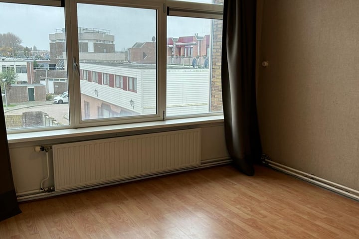 View photo 11 of Beatrixstraat 26