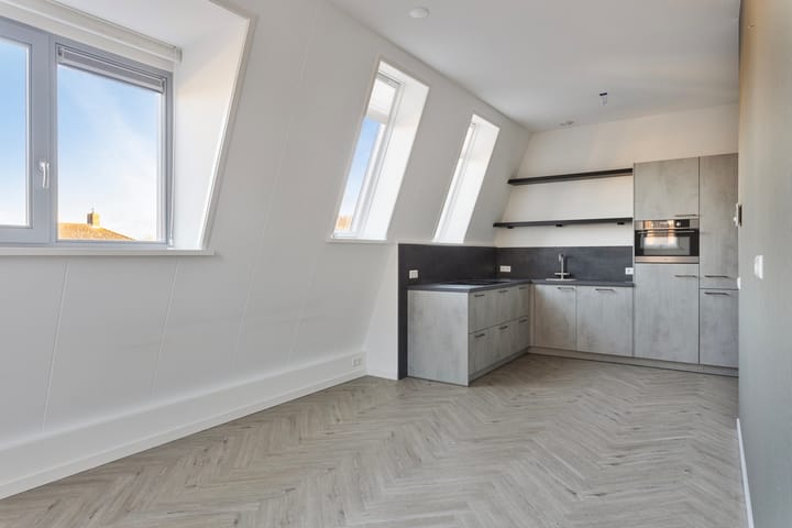 Foto 7 van Emmastraat 1-F