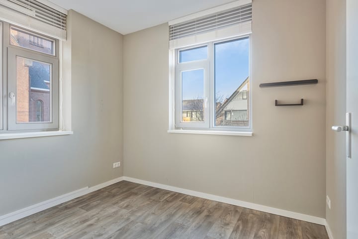 Foto 14 van Emmastraat 1-F