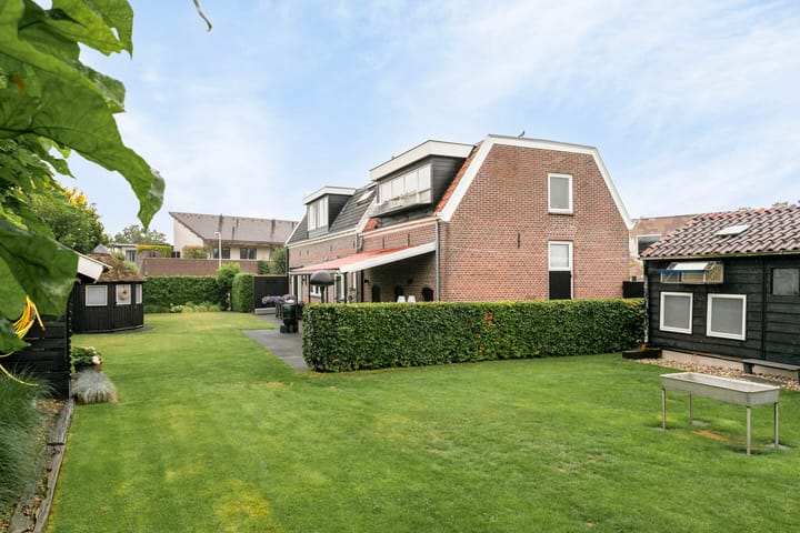 Photo 28 of Burgemeester Leenstraat 23