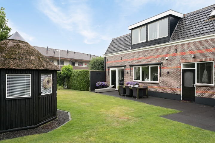 Photo 31 of Burgemeester Leenstraat 23