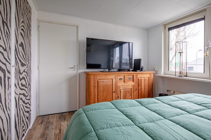 Foto 18 van Waalderstraat 76