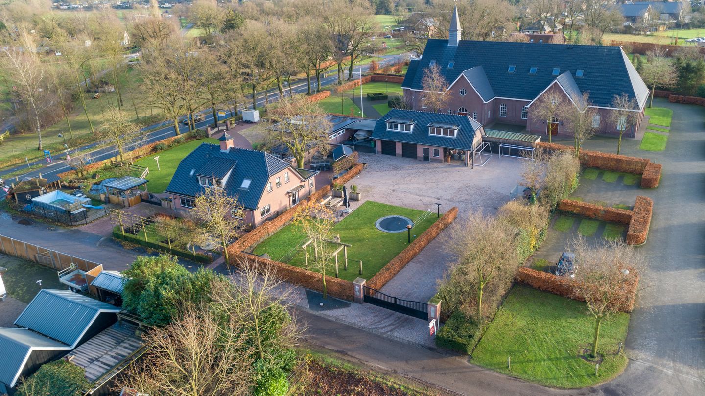 Photo 55 of Harderwijkerweg 15