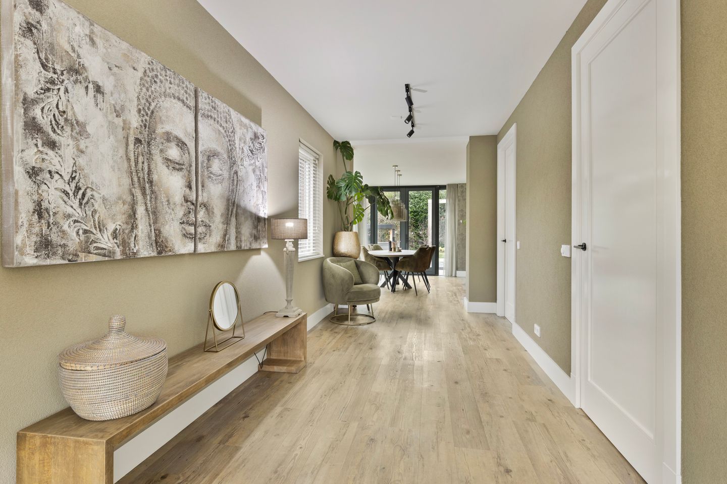 Foto 14 van Noord Esmarkerrondweg 338