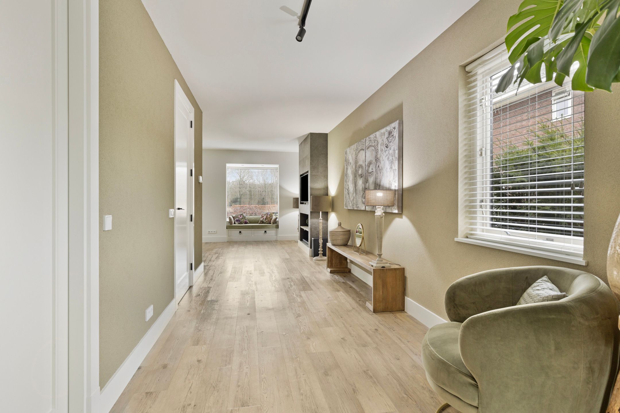 Foto 15 van Noord Esmarkerrondweg 338