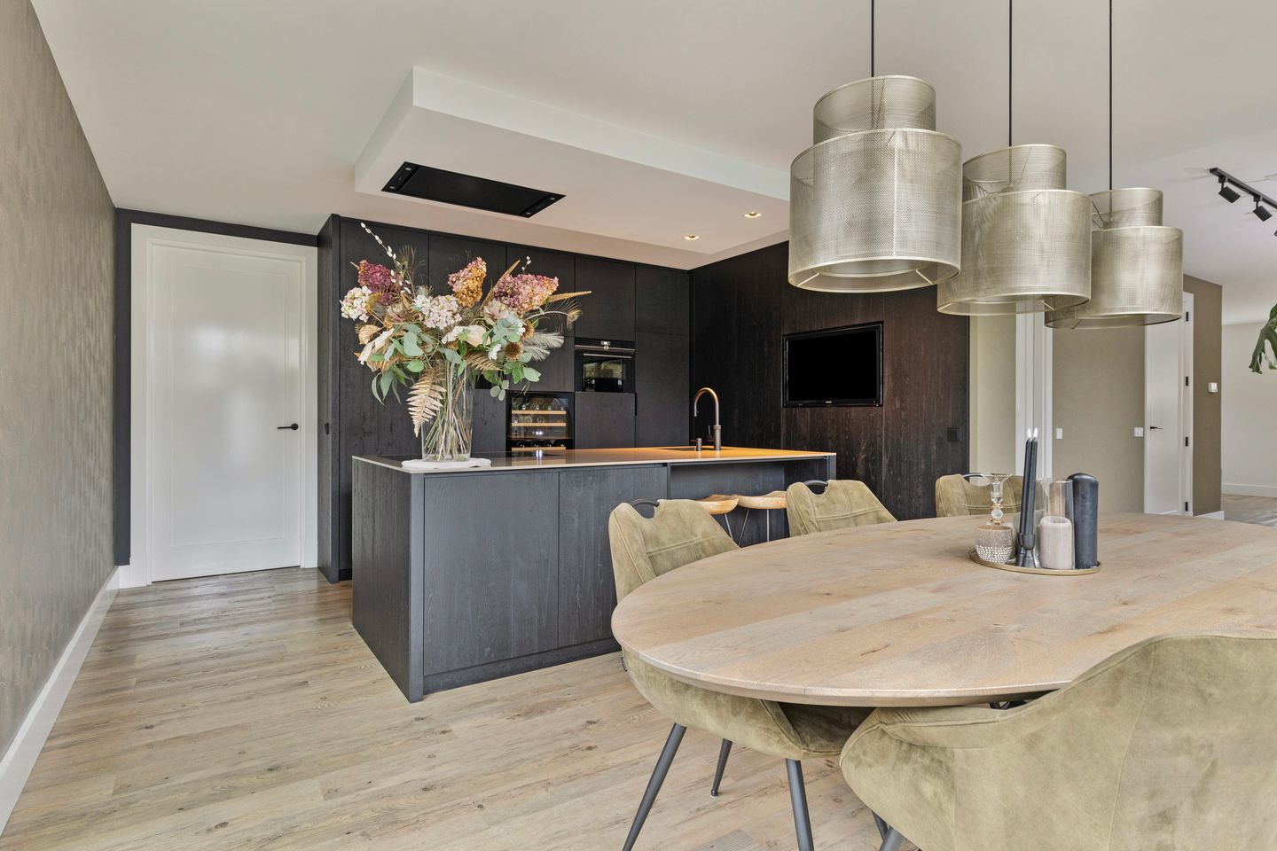 Foto 19 van Noord Esmarkerrondweg 338