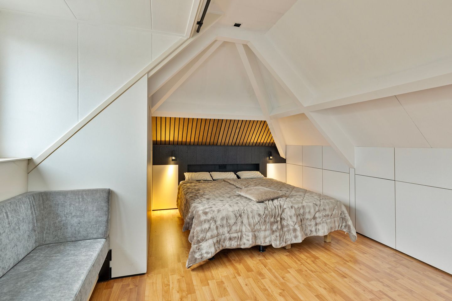 Foto 34 van Noord Esmarkerrondweg 338