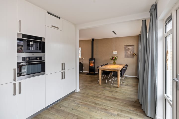 Foto 13 van Molenstraat 6